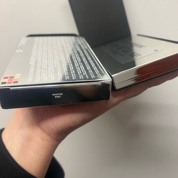 Nars NARSissist WANTED EyeShadow Palette 12 Color New In Box. - Picture 5 of 5